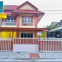 ขายด่วนบ้านแฝดหมู่บ้านพฤกษา15