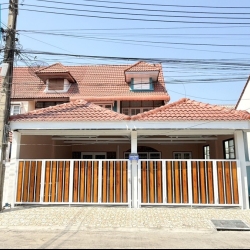 บ้าน 2 ชั้น หมู่บ้านปัญญานคร 