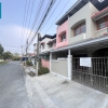ขายบ้านพร้อมอยู่ ทาวน์เฮ้าส์ 3 ชั้น  หมู่บ้านเมืองเอก